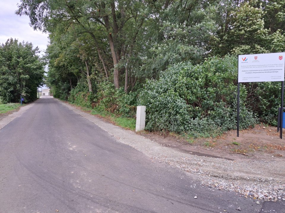 Przebudowana droga w Karolewie